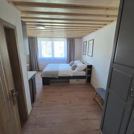 Apart Otel Pod Mnichom